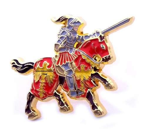 Red medieval jousting knight - red,