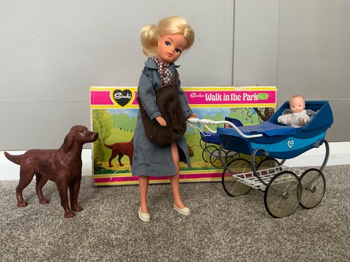 Sindy doll vintage pedigree - sindy,