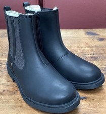 Girls Clarks New Boots Size 12F Never Used 