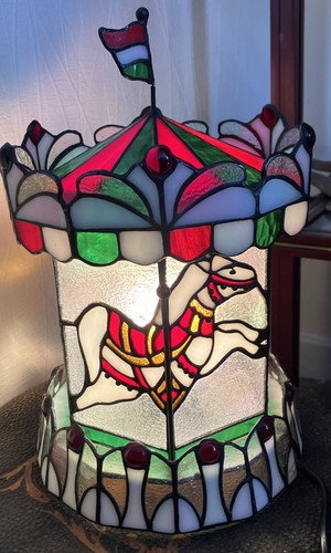 Tiffany style lamp with