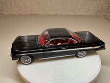 Sun Star 1/18 1961 Chevrolet Impala