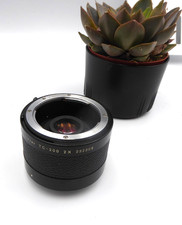 Nikon Teleconverter TC-200 2x Nikkor F              OPTICS CLEAR