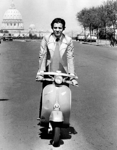 Enrico montesano standing a - enrico,