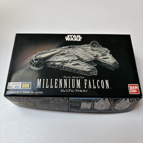 Millennium falcon bandai - falcon,