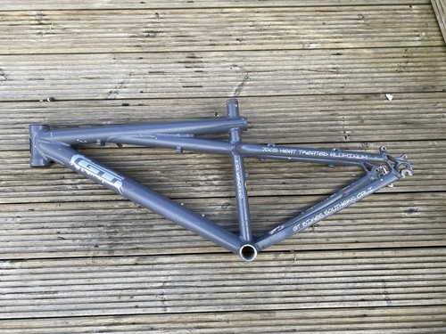 Chucker xs2 mountain bike - gt,