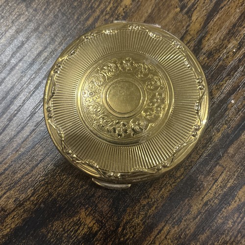 Vintage kigu powder compact - kigu,
