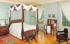 Canopy Bed in Ryerson Bedroom