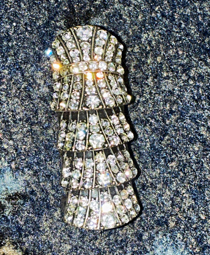 Silver tone clear rhinestone - clear,