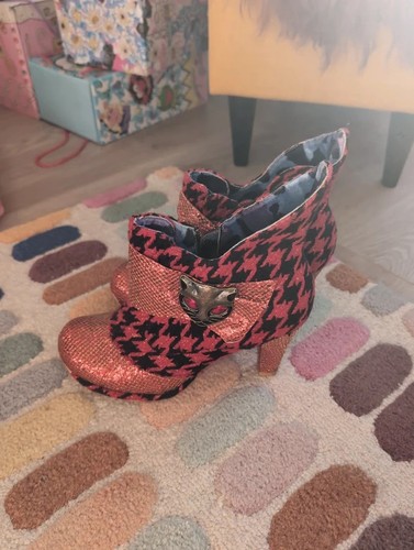 Irregular choice miaow ankle