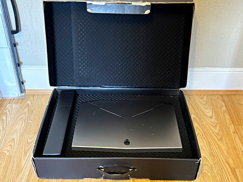 Alienware 3 gaming - 17, 17.3”