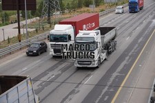Truck Photo Volvo FH Tipping
