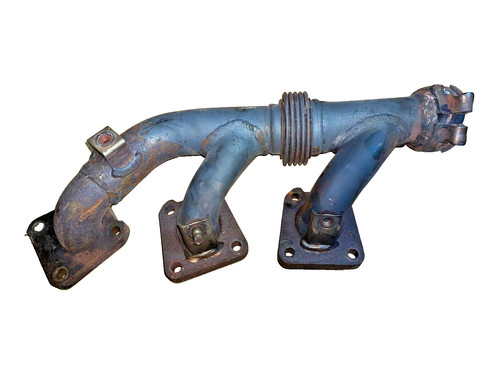 Exhaust manifold exhaust