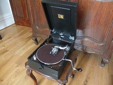 HMV 102D  portable gramophone