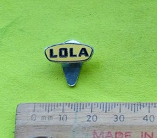 1960s LOLA CARS LIMITED : Racing F1 F2 F3 5000 USAC Cart WRC Le Mans lapel badge