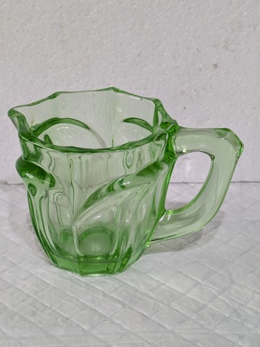 Bagley pressed glass green - pressed,