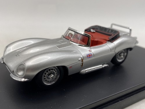 Jaguar 1957 silver - xk, ss