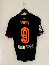 Authentic Munir Medium 16/17