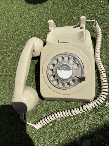 Vintage cream rotary dial - rotary,