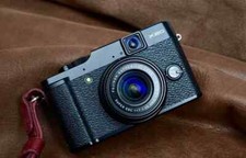 FUJIFILM Fuji X Series X20 12.0MP 4x Optical Zoom Digital Camera Black