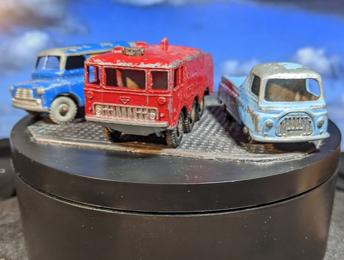 Trio old vintage lesney - trio,