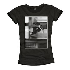 VINTAGE TECHNO MUSIC WOMENS T-SHIRT WHIT TURTABLE - TOP VINYL DJ GIRL TEE BLACK