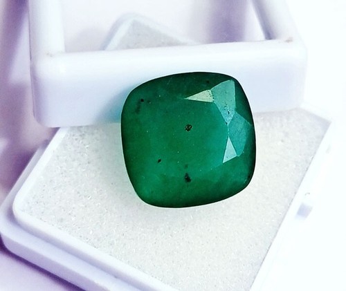 Natural emerald cushion cut - natural,