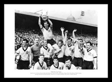 Wolves 1960 FA Cup Final Team Photo Memorabilia (719)