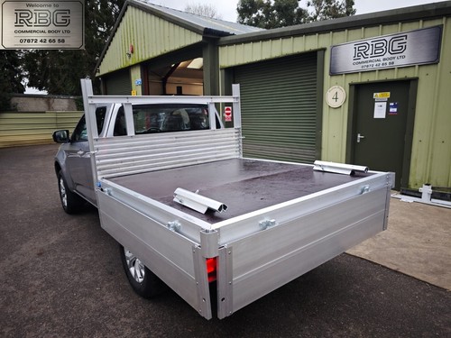 Drop side bodies with