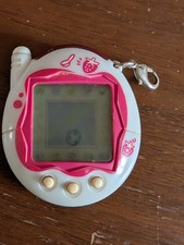 Rare Strawberry Tamagotchi Ketei - japanese language V3