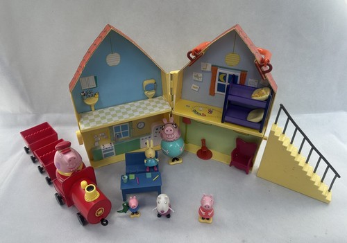 Peppa pig house and train - peppa,