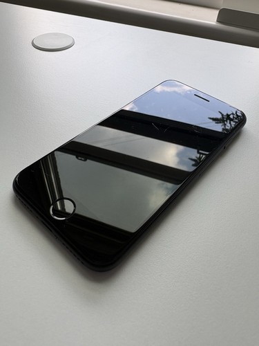 Apple iphone 64gb - (2020),