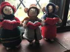 Dickensian Mice Alan Dart Choir Singer’s X 3 New