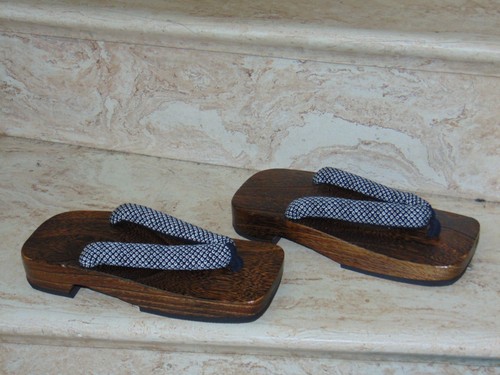 Comfy cushioned sole japanese - comfy,