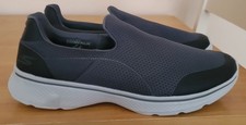 Skecher Slip Ons Size 9 Great Condition