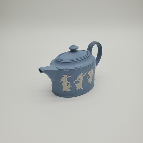 Vintage small blue wedgwood - blue,