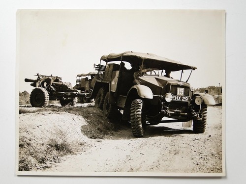 Artillery tractor towing - tractor, gun