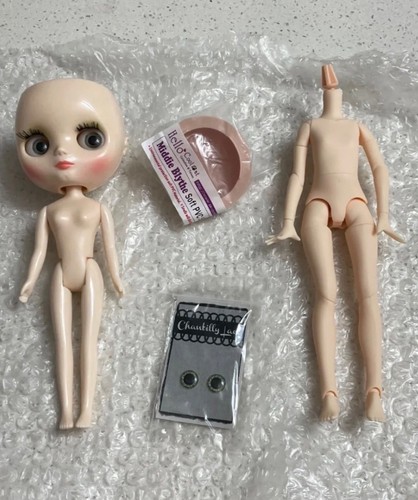Middie blythe doll set - middie,