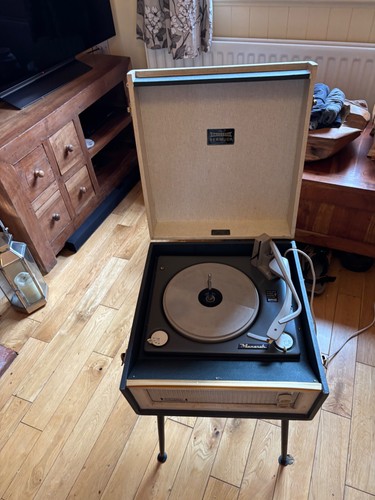 Vintage 1960s dansette viva - dansette,