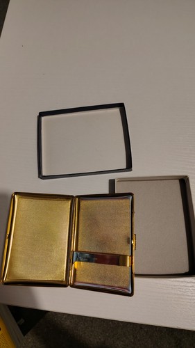 Cigarette case gold - ,