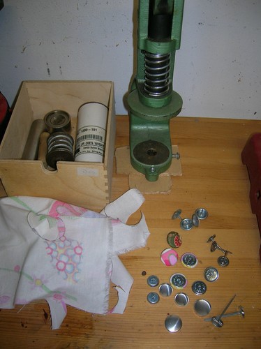 Upholstery button covering - , /