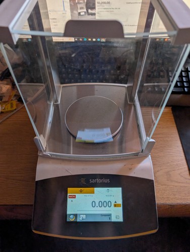 Working used sartorius - working,