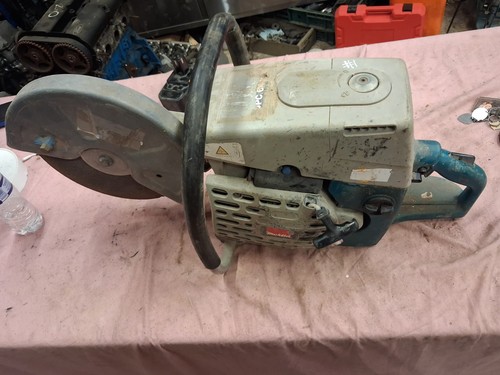 Makita petrol disc cutter - petrol,