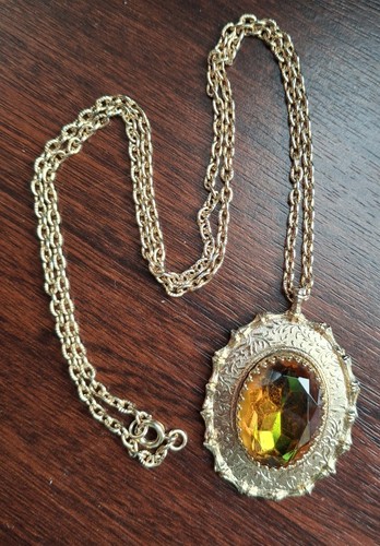 Vintage sarah coventry pendant - vintage,