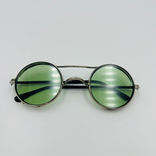 Vtg moa round green - moa, safety