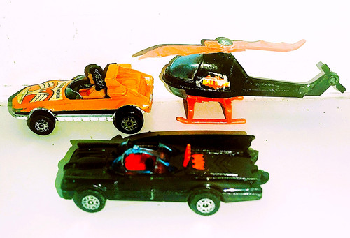 Corgi juniors batmobile - x,