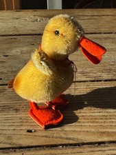 Wonderful Collectable STEIFF Antique 1960's Minature DUCKLING, Button Tag