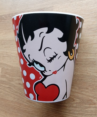 Betty boop la - betty, la-la”