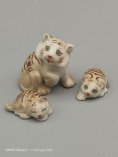 Vintage Wade Whimsies Happy Family's Tigers 1st Issue