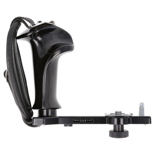 Hasselblad flashgun bracket - flashgun,