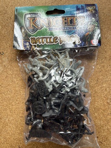 Brand new plastic toy knights - new,